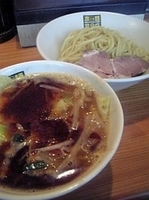 「辛辛濃菜つけ麺（辛さ普通）」@濃菜麺 井の庄の写真