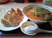 「特製健太ラーメン@餃子色々食べくらべ」@宇都宮餃子館 駅前中央店の写真