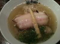 「塩ラーメン  750円   焼豚丼   250円」@らあめん元の写真