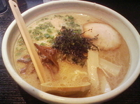 「豚骨醤油ラーメン」@麺家 大国の写真