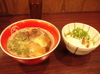 「新風ラーメン チャー丼」@博多新風 博多デイトス店の写真