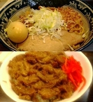 「薫玉油そば + 牛すじ丼（少なめ）」@兎に角 松戸店の写真