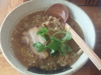 「らーめん（塩）」@麺や 八雲の写真