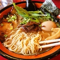 「いしるのあったから〜めん+大盛（=替玉）+味玉（会員サービス） 」@麺屋 つるり 茨城総本店の写真