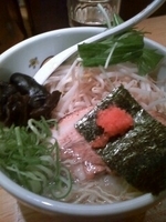 「らーめん（細麺） モヤシ増し」@おはな商店 関内店の写真