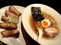 「炙りチャーシュウ麺」@信濃神麺 烈士洵名の写真