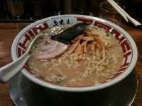 「ラーメン（大）」@屯ちん 新宿店の写真