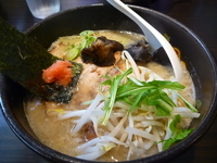 「チャーシュー麺（太麺）1030円」@おはな商店 関内店の写真