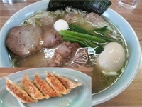 「ちゃーしゅーわんたんめん+味玉+餃子」@らーめん・餃子 あらい 本店の写真