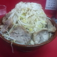 ラーメン（大） 豚W 麺増し750g ヤサイ+ニンニク+アブラW