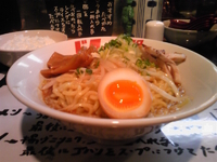 「油そば（油少なめ・650円）半ライス（50円）」@ドロップハンマーの写真