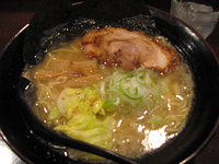 「塩らーめん（ランチタイム大盛り無料）@700」@麺や ぼくせいの写真