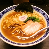 「黄金中華そば」@麺や ポツリの写真