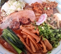 「豚骨辛味噌ラーメン（メチャ辛）」@MENYA 食い味の道有楽の写真