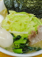 「キャベ玉ラーメン（￥700）」@横浜ラーメン厨房 うえむらやの写真