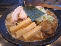 「濃厚狼煙ラーメン大盛+半肉増し」@狼煙 〜NOROSHI〜の写真