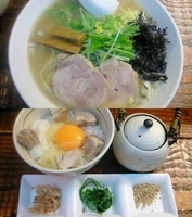 「塩鶏そば+鶏雑炊」@麺処 井の庄 立川店の写真