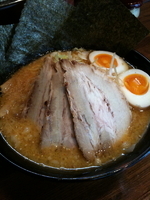 「秀虎ラーメン こってり味噌 全部のせ1100円」@麺屋 秀虎の写真