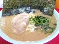 「ラーメン 中盛 ￥800」@横浜家系ラーメン 末広家の写真