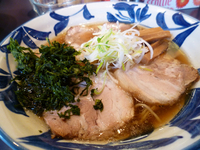 「醤油チャーシュー麺」@らーめん 神田 磯野の写真