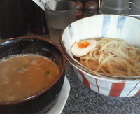 「限定 醤油鶏白湯つけ麺（並）」@吟醸らーめん 久保田 本店の写真
