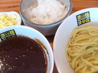 「濃菜カレーつけめん（中盛）+とろけるチーズ+ごはん小@800+5」@濃菜麺 井の庄の写真