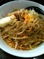 「蕾風まぜそばクルル（800円）+マヨネーズ+ベビースター」@豚骨醤油 蕾の写真