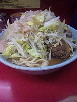 「小ラーメン（ニンニク少し・野菜・アブラ）」@ラーメン二郎 桜台駅前店の写真