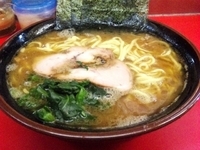 「ラーメン 中盛 ￥740」@ラーメン杉田家の写真