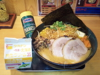 「まるしゅうらーめん（濃厚こくまろ味噌）+こくまろスープ+バター」@味噌蔵らーめん まるしゅうの写真