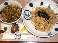 「石臼挽きざるらーめん 750円」@与ろゐ屋の写真