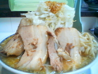 「ふじ味噌麺/モヤシ増し+小ブタ（￥700+￥150）」@勝新亀ふじの写真