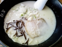 「とんこつ」@バスラーメン 麺 屋の写真