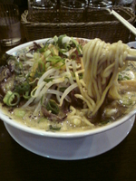 「黒味噌とんこつラーメン770円+きくらげ150円」@九州大牟田ラーメン きらら 新橋店の写真