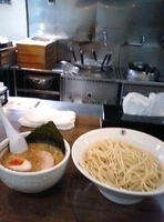 「つけ麺 赤 中（800円）」@こってりらーめん 誉の写真