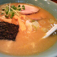 「にんにく卵 太麺」@東京らーめん てん 清水橋店の写真