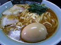 「ラーメン(中)(+煮玉子)」@麺家田中 杉本町本店の写真