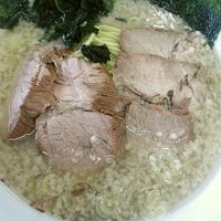 「チャーシューメン（麺硬め・アブラ多め）¥800」@ラーメンショップ 志多見店の写真