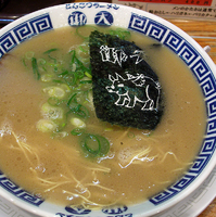 「ラーメン 700円 こなおとし」@御天 井草本店の写真