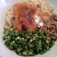 「汁なし坦々麺」@美豚の写真