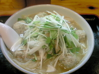 「【限定】春ねぎといわし団子のあっさり塩（890円）」@麺ぽーかろぅの写真