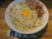 「油そば（ニンニク無し）」@ラーメン髭の写真