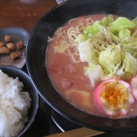 「S・A・K・U・R・A 800円+半ライス100円」@麺屋こころの写真