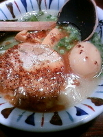 「味玉七志らーめん」@七志 渋谷道玄坂店の写真