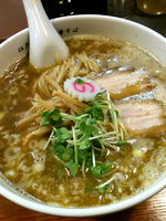 「醤油（680円）」@江戸前煮干中華そば きみはんの写真