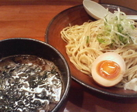 「つけ麺（並）200g ・760円」@麺元素の写真