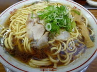 「らあめん（大盛り）」@ちゃあしゅうめん ゆうらいの写真