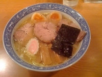 「特製ラーメン」@中華そば 青葉 北千住丸井店の写真