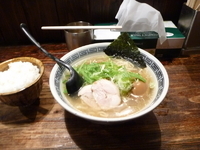 「塩鶏そば+ごはん」@麺場 浜虎 横浜店の写真