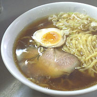 「手打ちラーメン大盛（750円）」@麺屋 昆明の写真